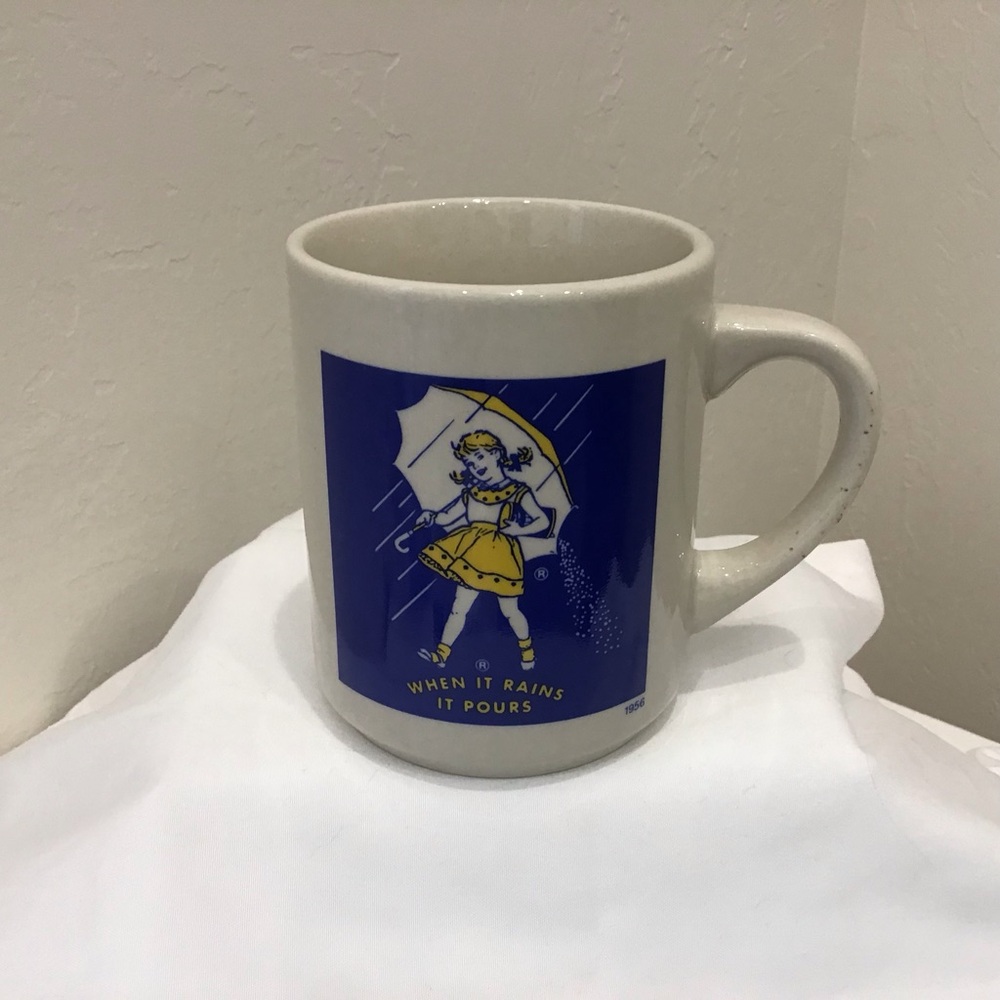 🌧️ Vintage Morton Salt Coffee Mugs – Set of 3 (8oz each) - Picture 3 of 3